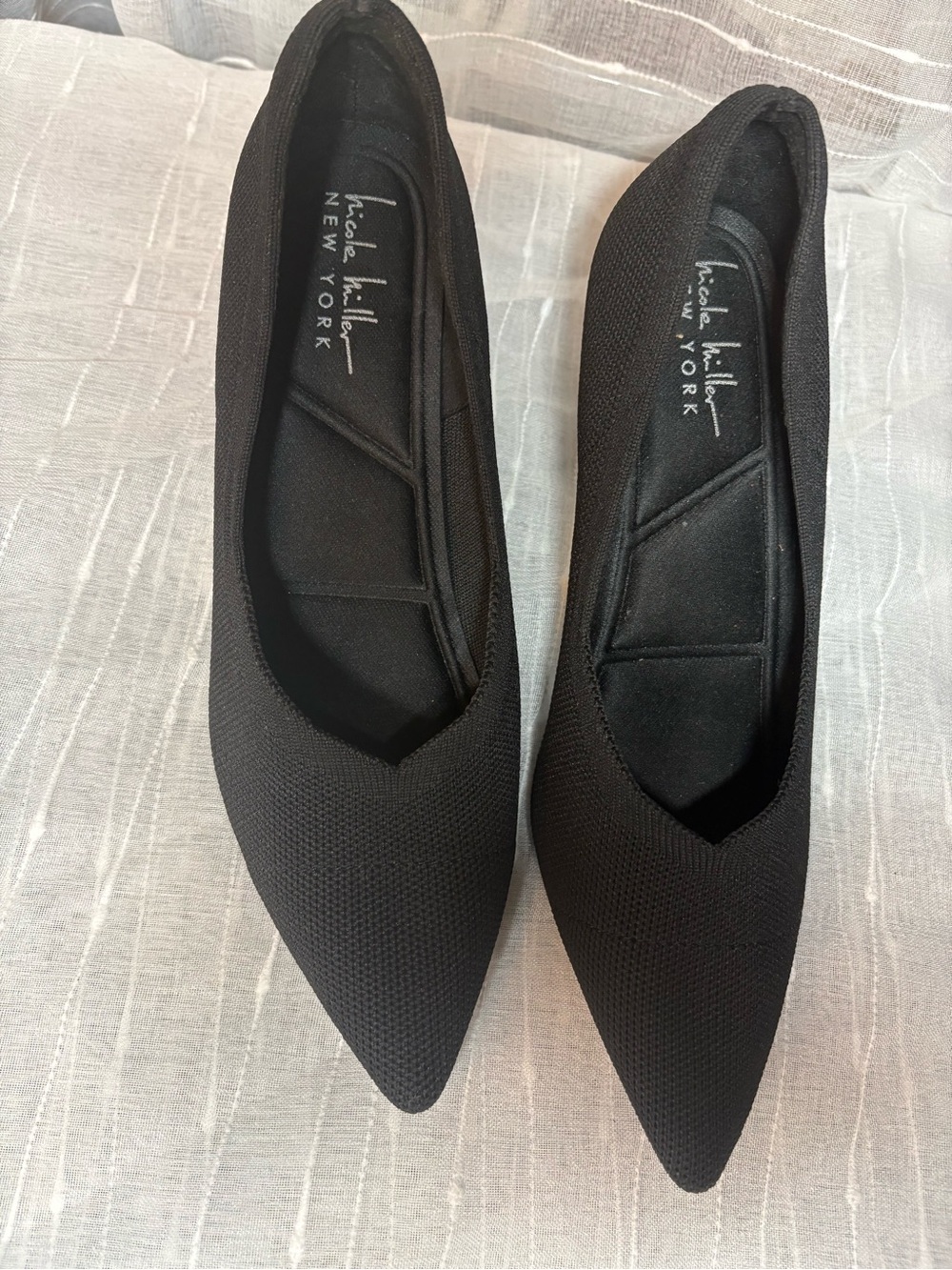Nicole Miller New York Black Pointed Slip-On heels